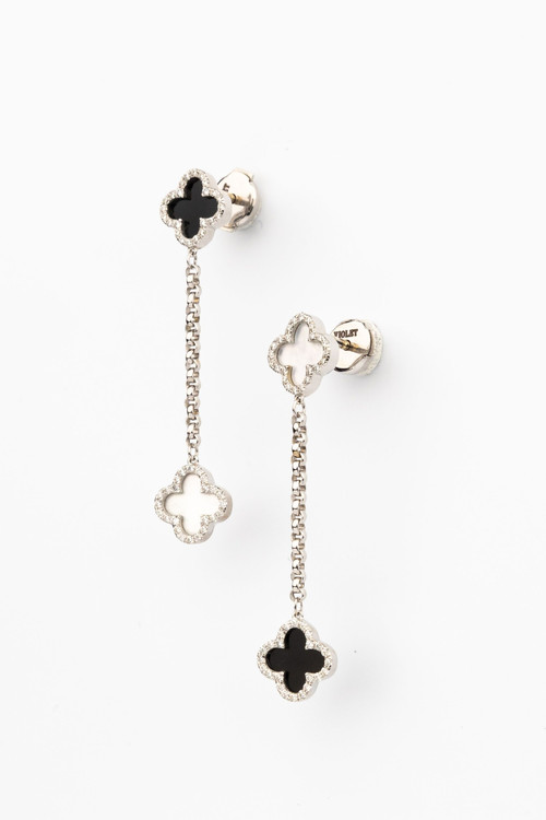 Серьги из белого золота c бриллиантами, ониксом и перламутром