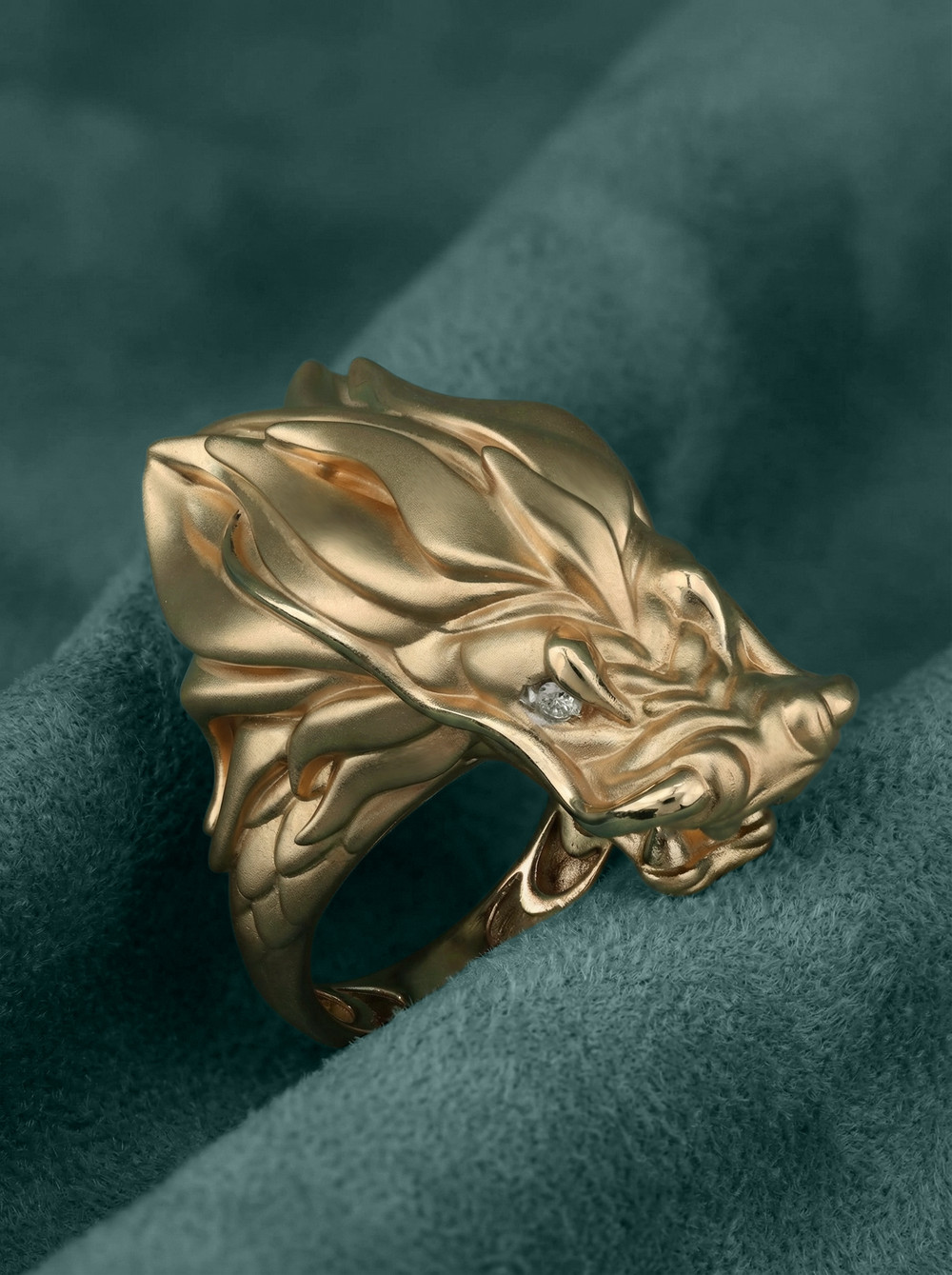 Кольцо из золота c бриллиантами