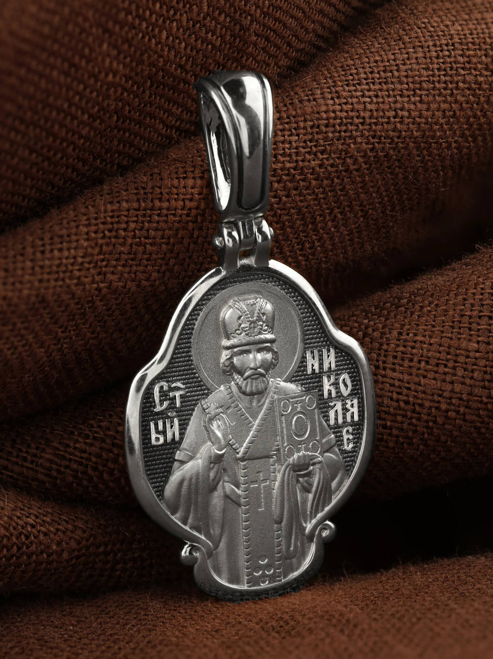 Образок из белого золота