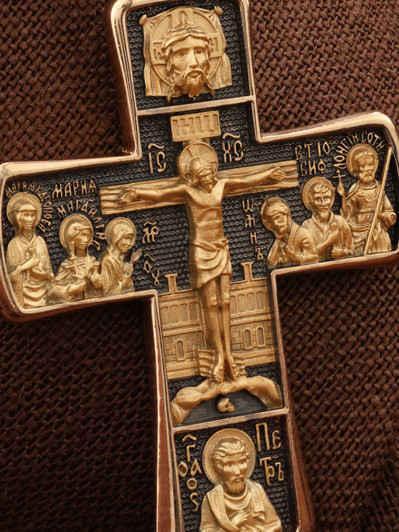 Крест из золота