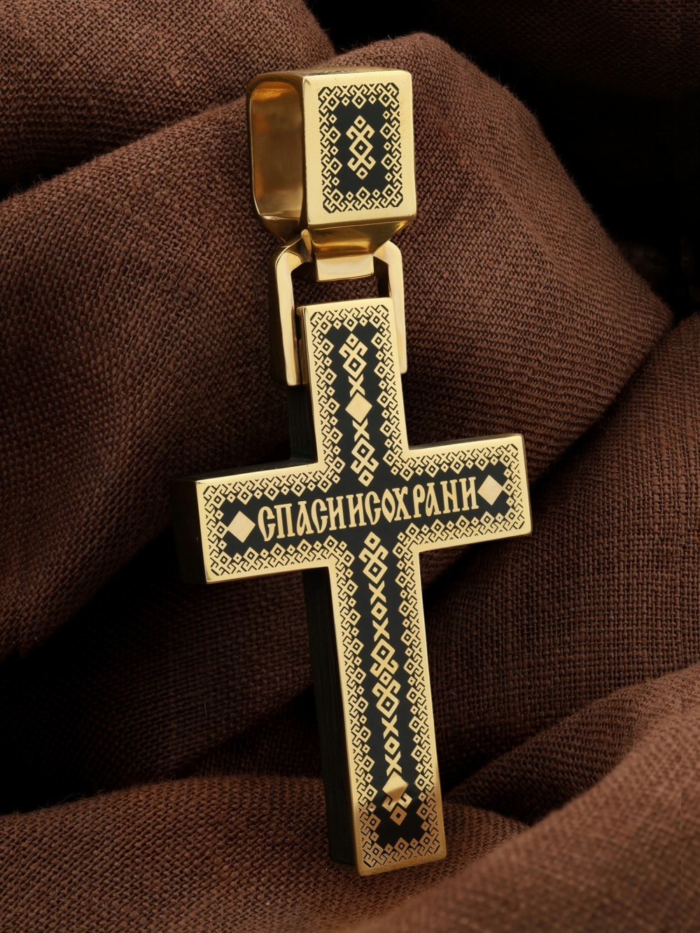 Крест из лимонного золота c эмаль и эбеновым деревом