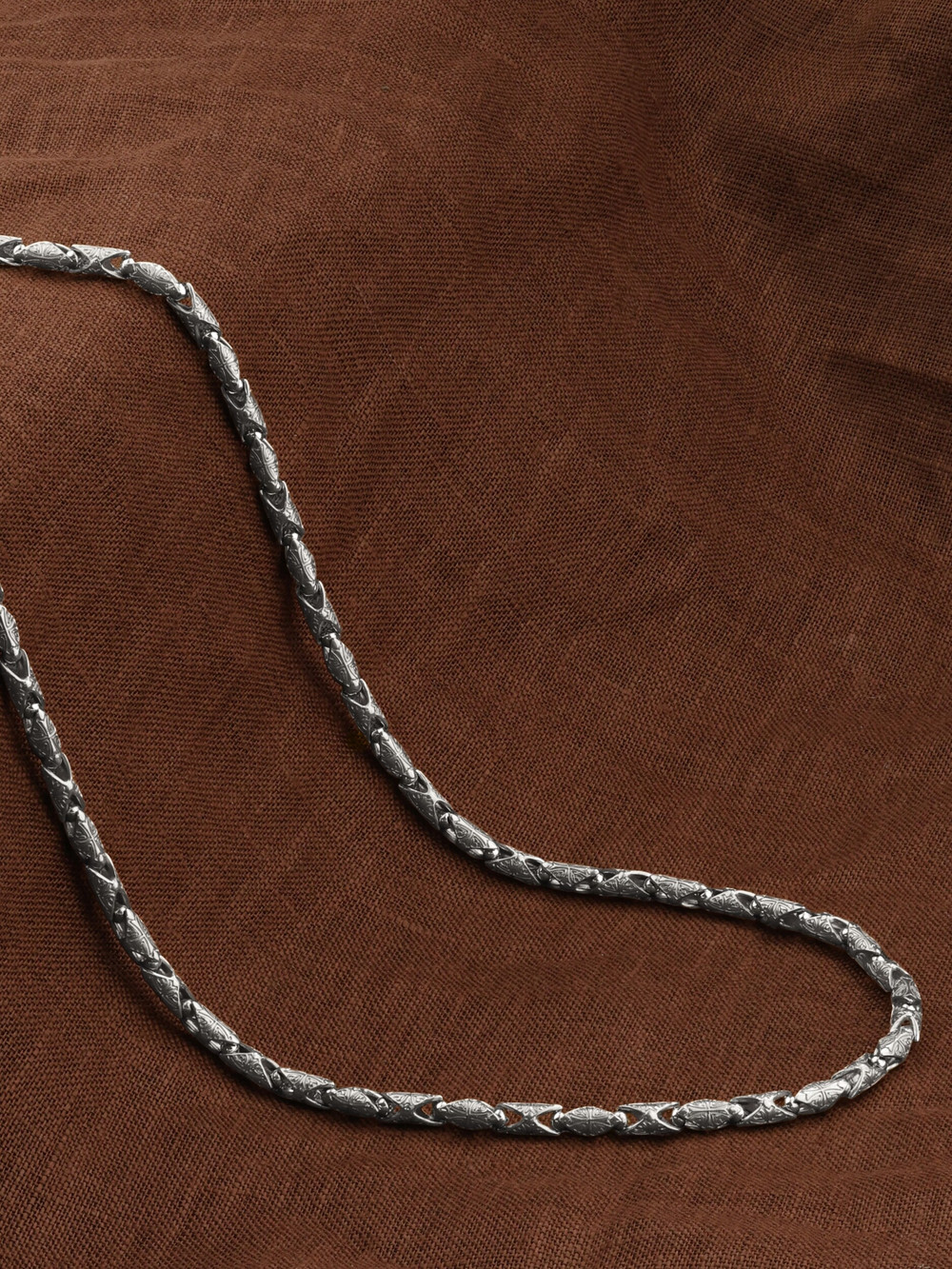 Цепь из белого золота