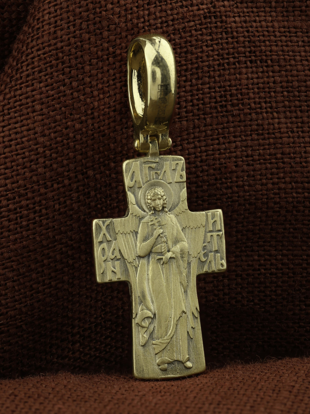 Крест из зелёного золота