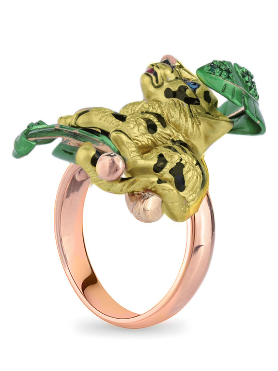 Кольцо из золота c эмалью и изумрудом