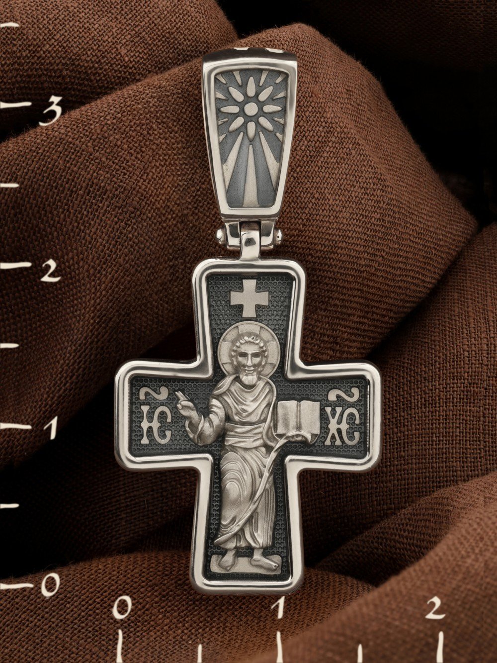 Крест из белого золота