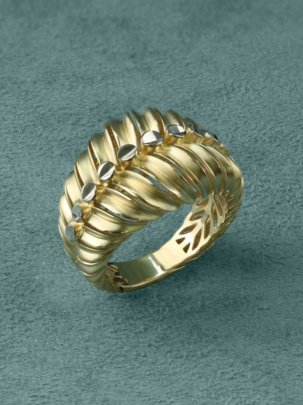 Кольцо из лимонного золота