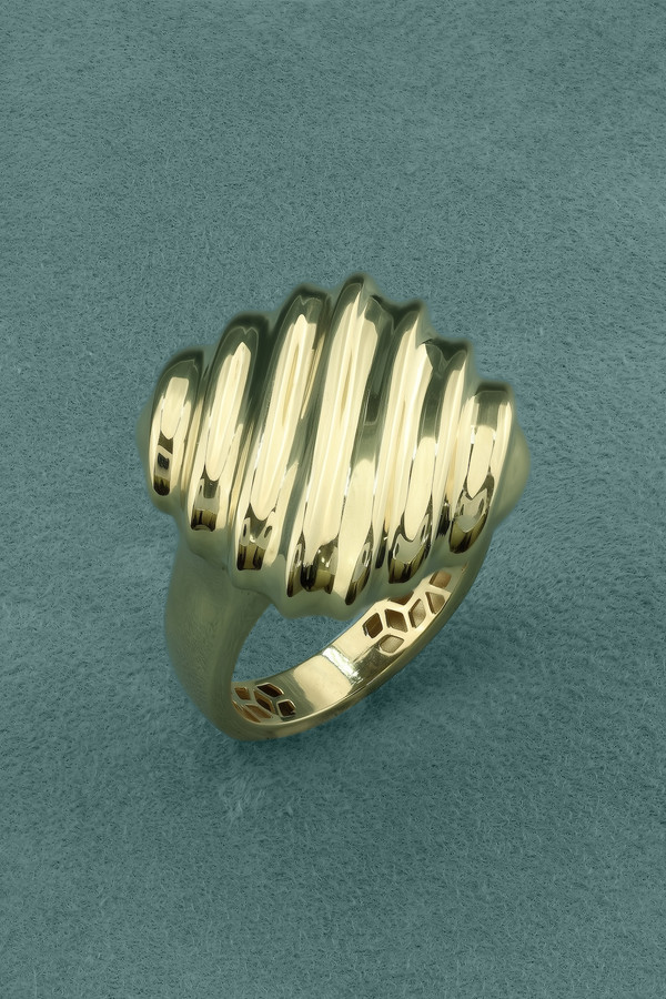 Кольцо из лимонного золота