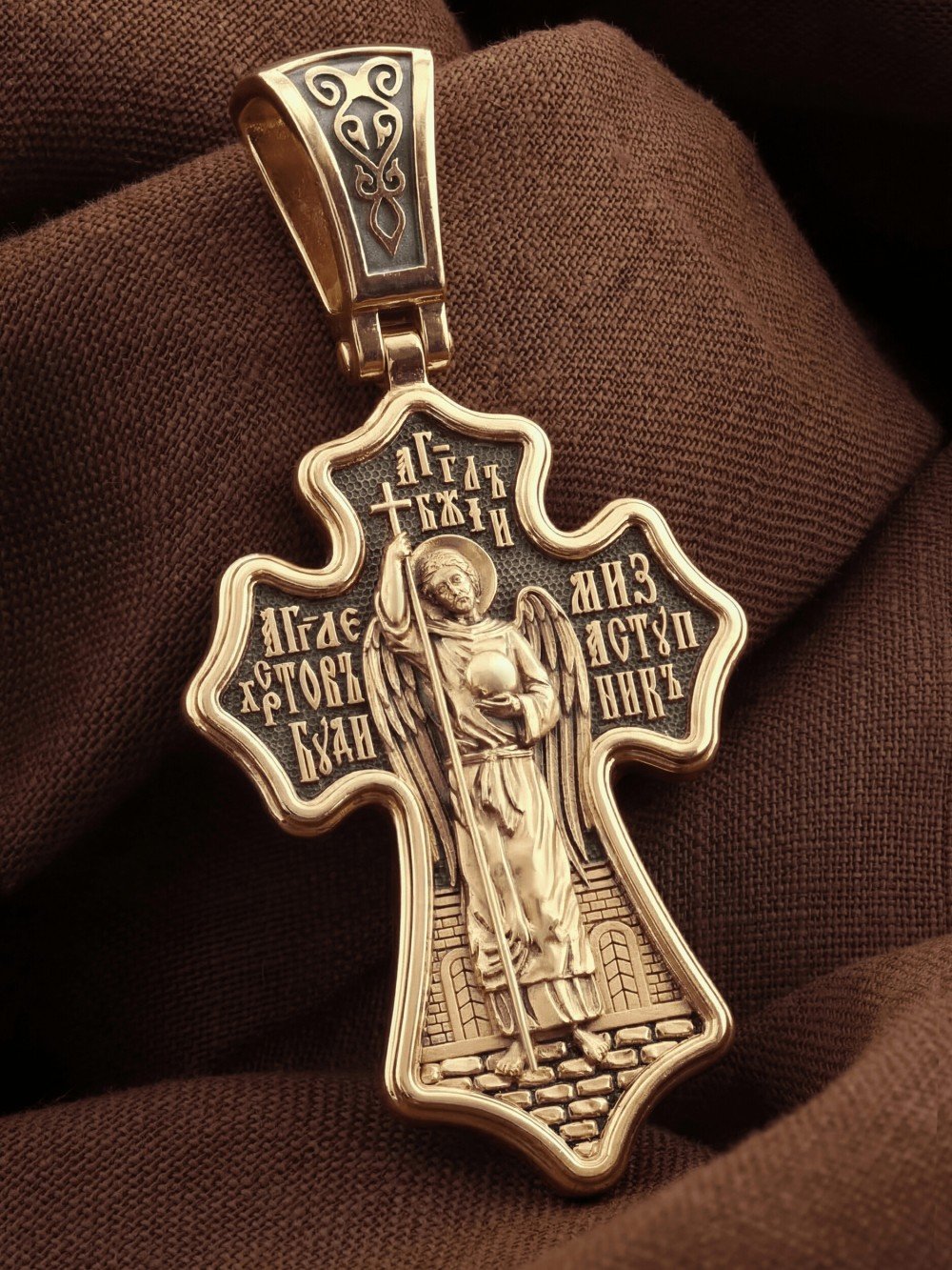 Крест из золота