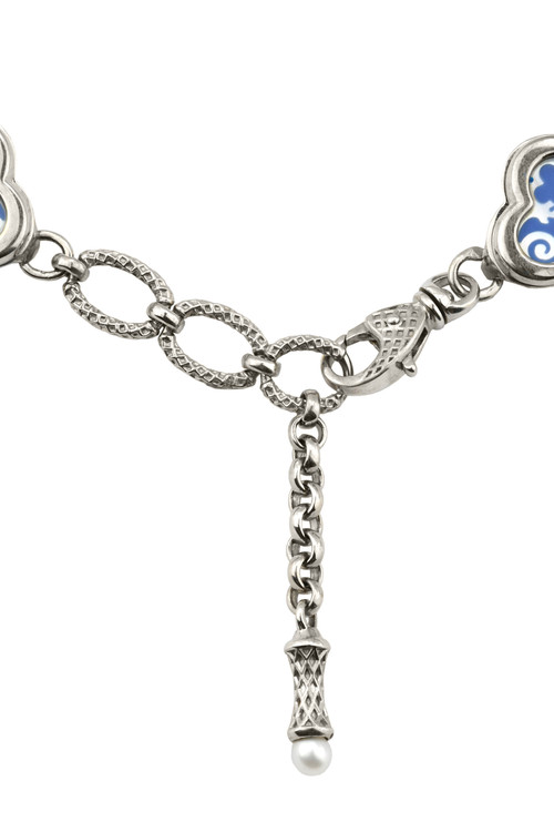 Браслет из белого золота c эмаль , жемчугом и перламутром