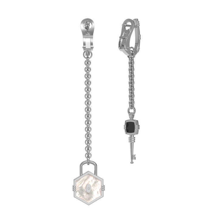 Серьги из белого золота c ониксом и перламутром