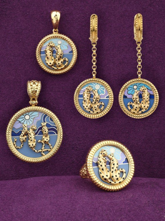 Подвеска из лимонного золота c эмаль