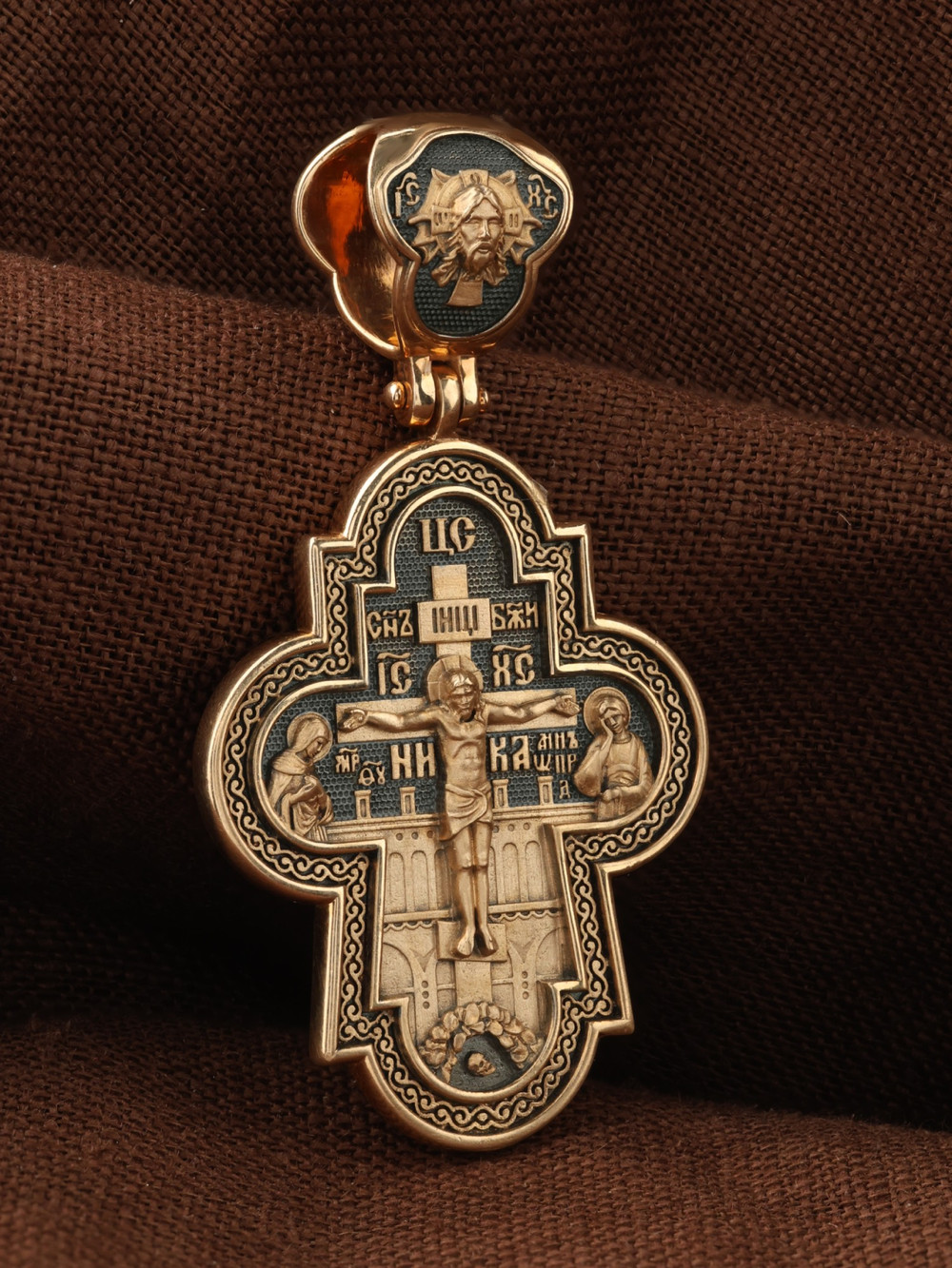 Крест из золота