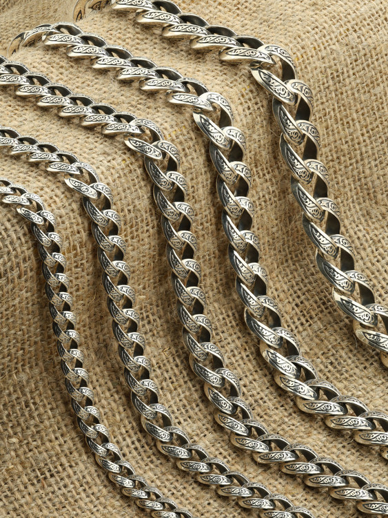 Цепь из серебра c рубином