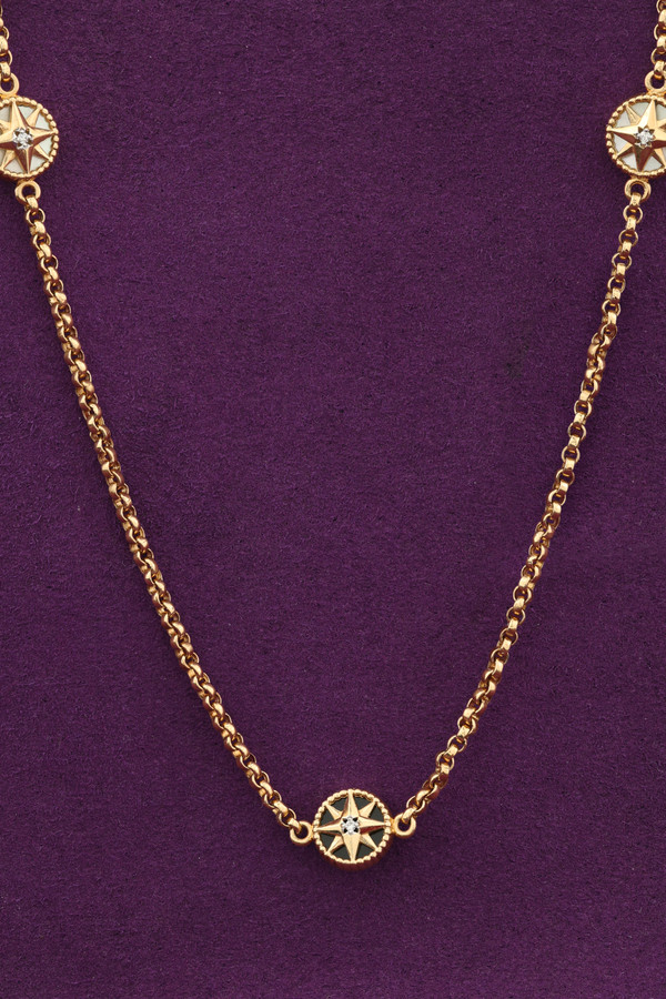 Колье из золота c бриллиантами, ониксом и перламутром