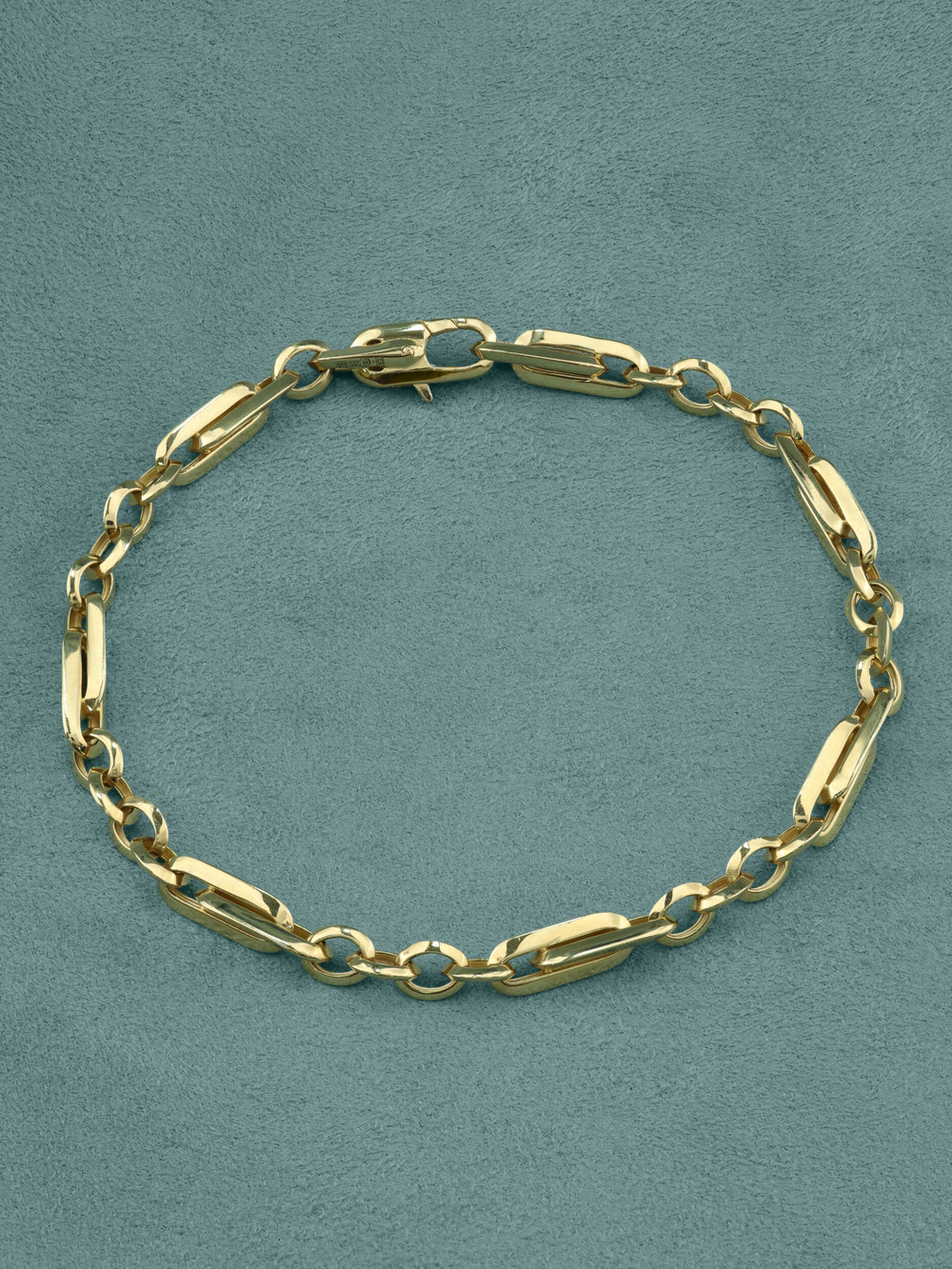 Браслет из лимонного золота