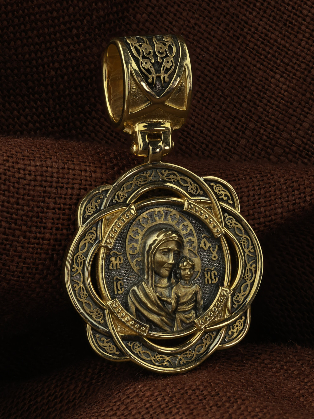 Образок из лимонного золота