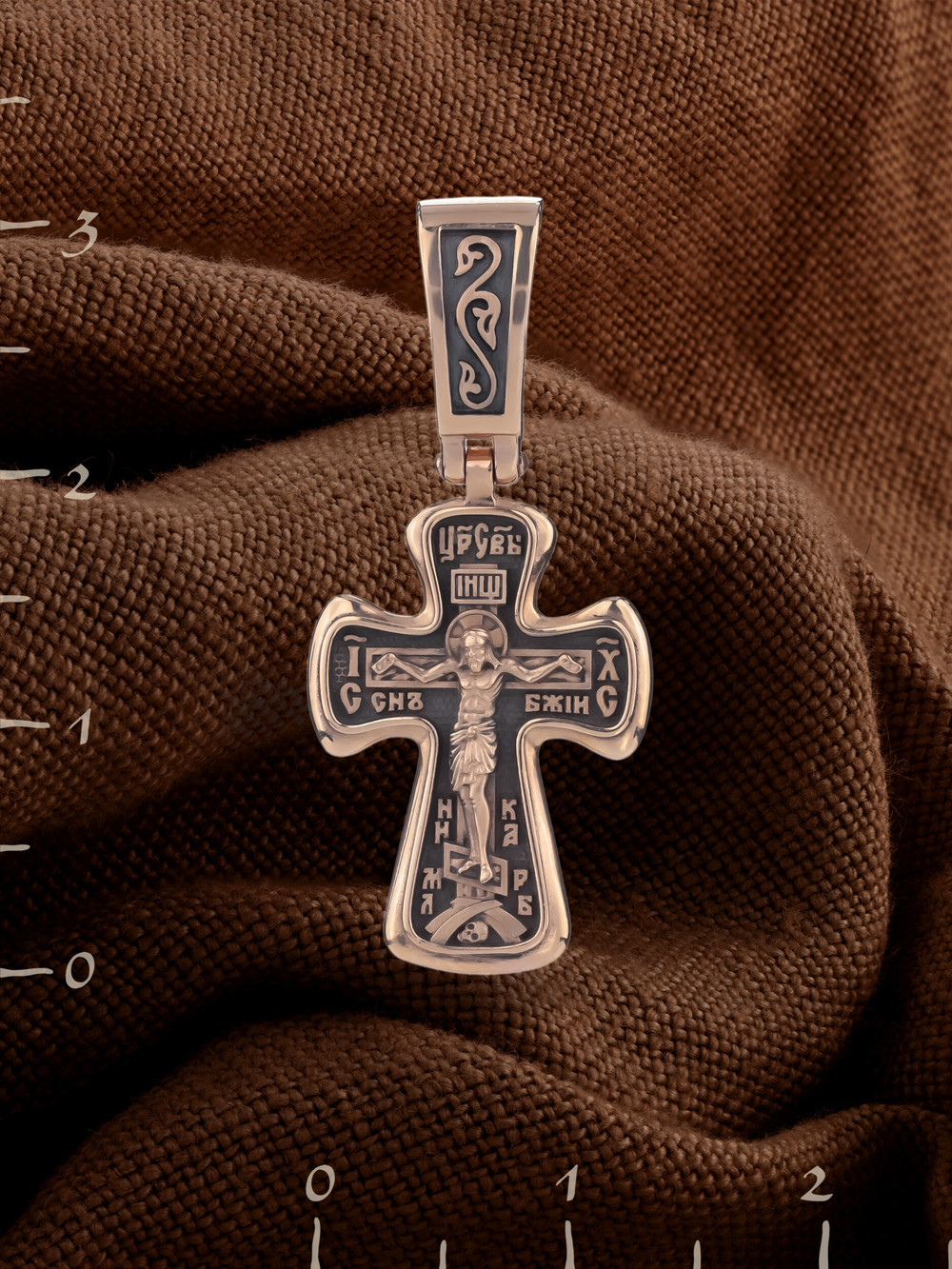 Крест из золота