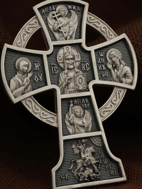 Крест из белого золота